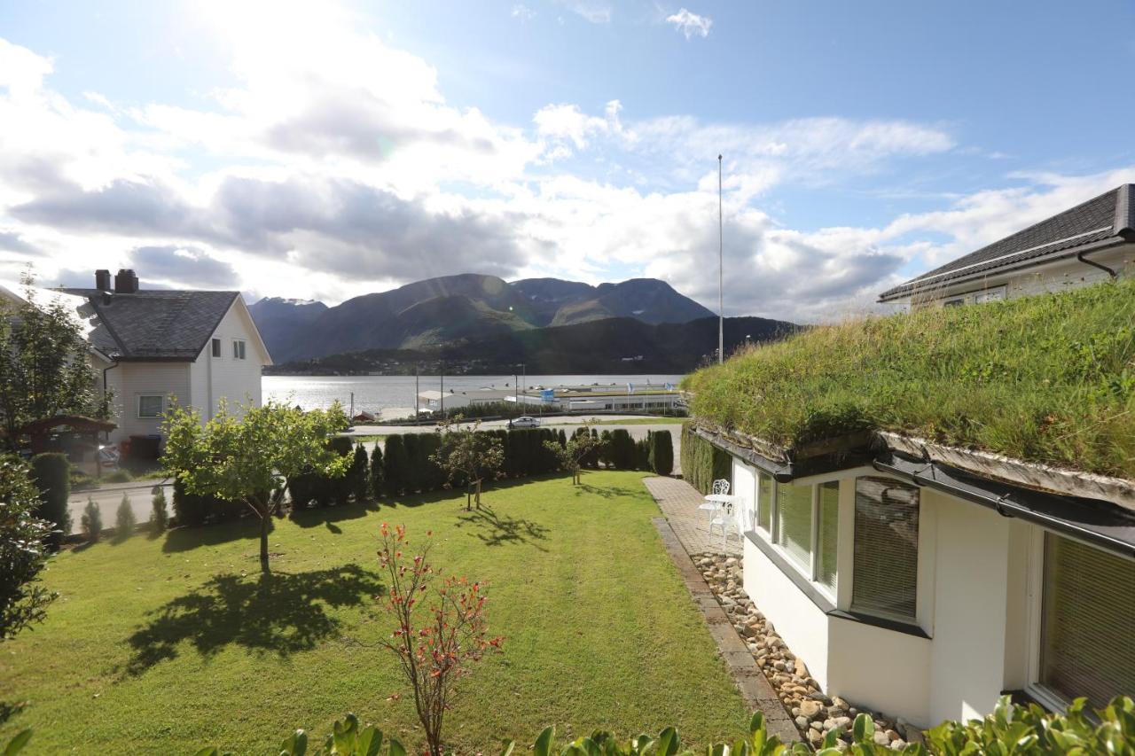 Aursnes Hotell Sykkylven Экстерьер фото